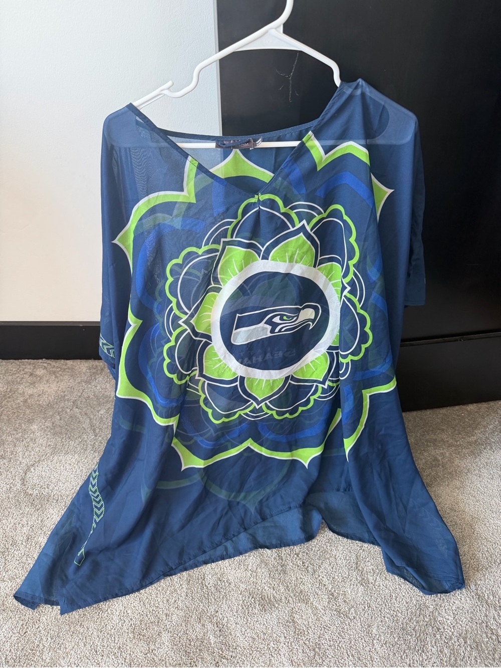 Seattle Seahawks Navy & Green Women’s Shawl